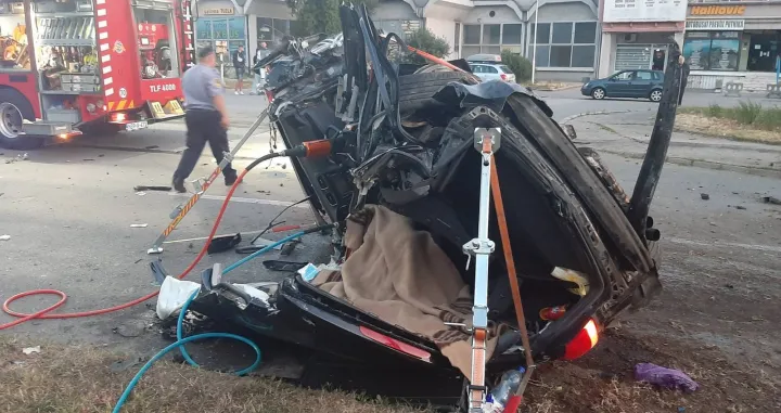 Stravična nesreća u Tuzli/Tuzlanski Vatrogasci