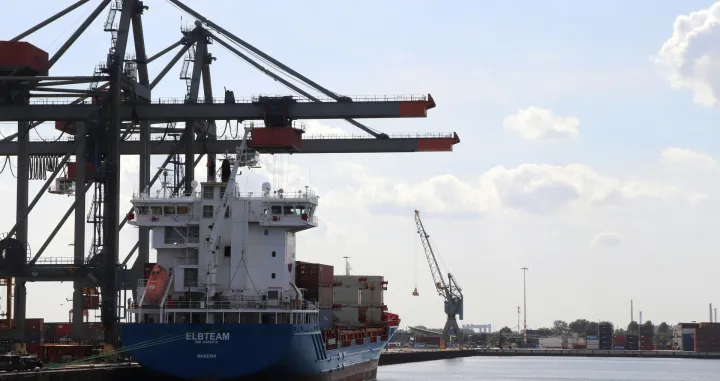 najveća luka u evropi/Julia Taubitz