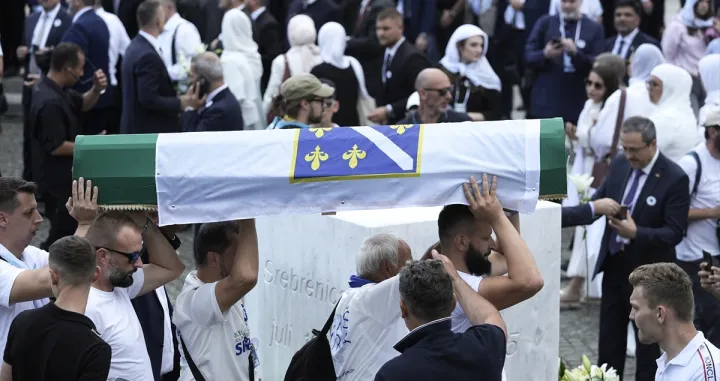 srebrenica dženaza anadolia 1/