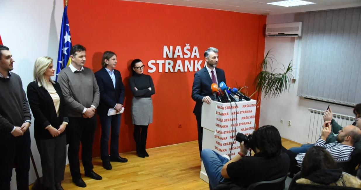 naša stranka hayat/