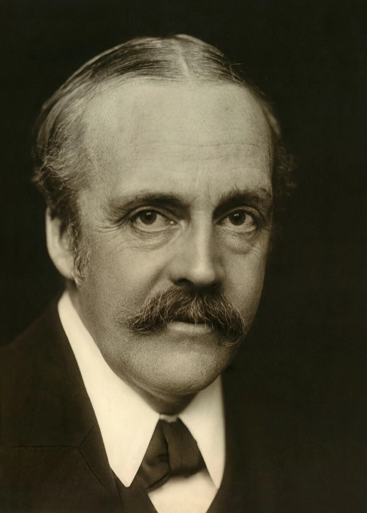 Arthur James Balfour/