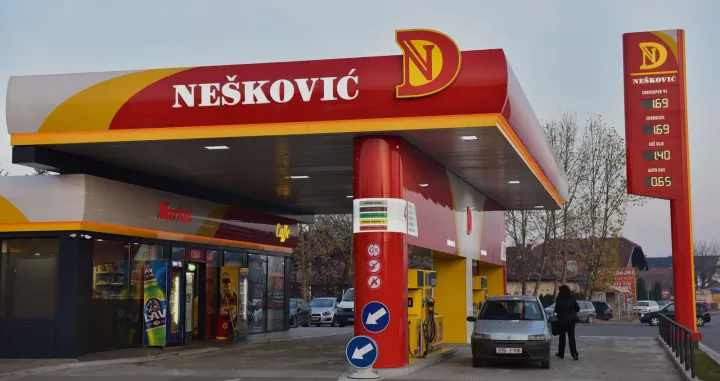Nešković petrol, pumpa, benzinska/