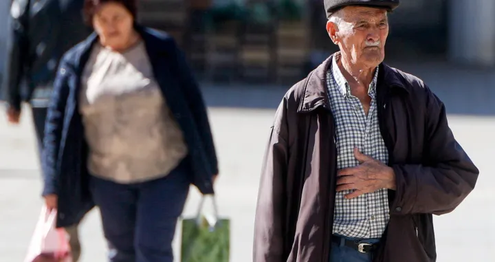 Penzioneri ilustracija/Damir Deljo