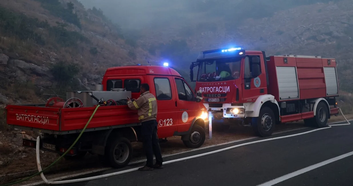 Vatrogasci Trebinje, gašenje požara akcija/Radio Trebinje