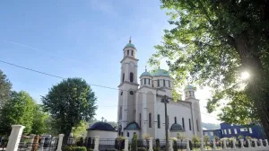 Saborni hram Uspenja Presvete Bogorodice u Tuzli/Saborni Hram Tuzla