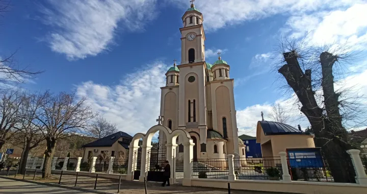 Saborni hram Uspenja Presvete Bogorodice u Tuzli/Miren Aljić