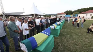 Tabuti su jučer dočekani u Kamičanima/Preporod.info/Preporod.info