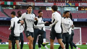 Soccer Football - Champions League - Real Madrid Training - Emirates Stadium, London, Britain - April 7, 2025 Real Madrid's Rodrygo, Real Madrid's Jesus Vallejo, Real Madrid's Antonio Rudiger and Real Madrid's Jude Bellingham during training Action Images via Reuters/Matthew Childs