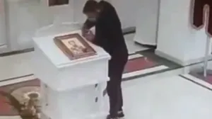 Krađa novčanih priloga u crkvi/