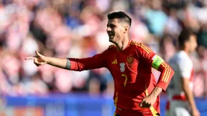 Berlin, Njemačka - 15. jun 2024: Alvaro Morata iz Španije slavi nakon što je postigao gol na utakmici Grupe B Evropskog prvenstva 2024. (EURO 2024) između Španije i Hrvatske na Olimpijskom stadionu u Berlinu. (Halil Sağırkaya - Anadolu Agency)