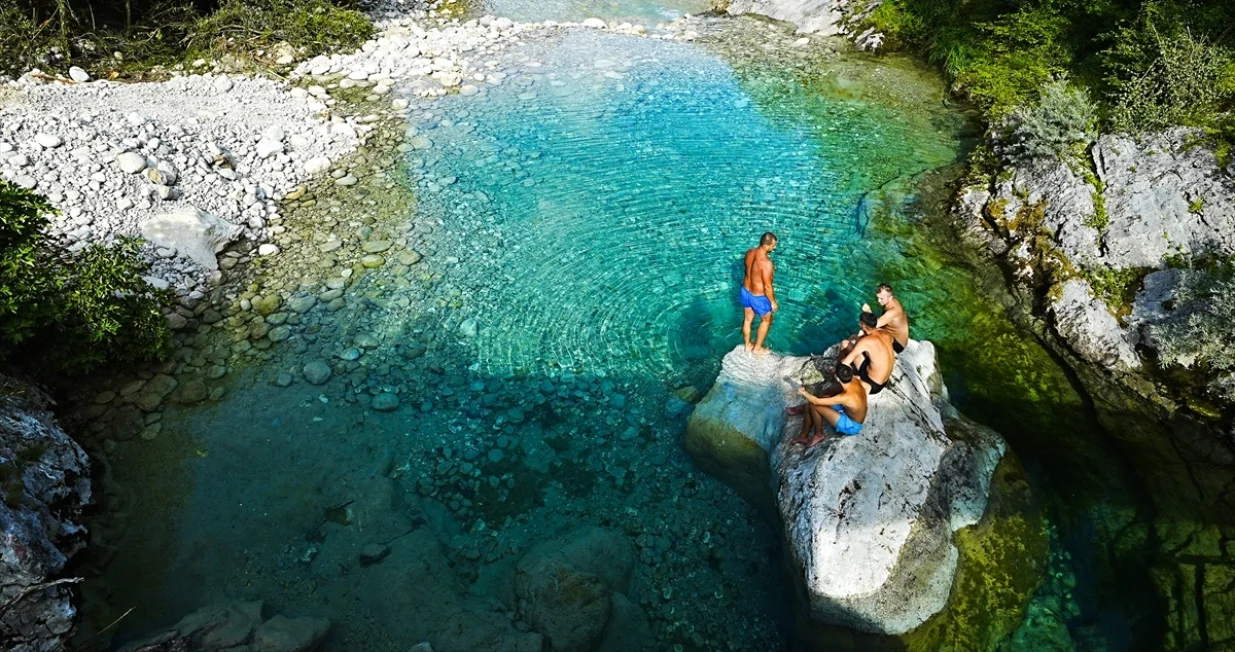 Rječica Drežanka (Drežnica)/Vesna Bešić
