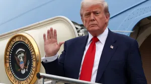 U.S. President Donald Trump waves as he disembarks from Air Force One at Glasgow Prestwick Airport, in Prestwick, Scotland, Britain, July 25, 2025. REUTERS/Evelyn Hockstein/Evelyn Hockstein