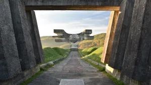 Dušan Džamonja, spomenik Revolucija u Moslavini/Sworld.co.uk