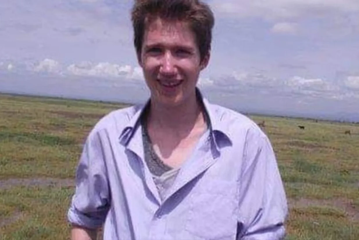 Učitelj se transformisao u Azijatkinju, sada opet želi biti muškarac/