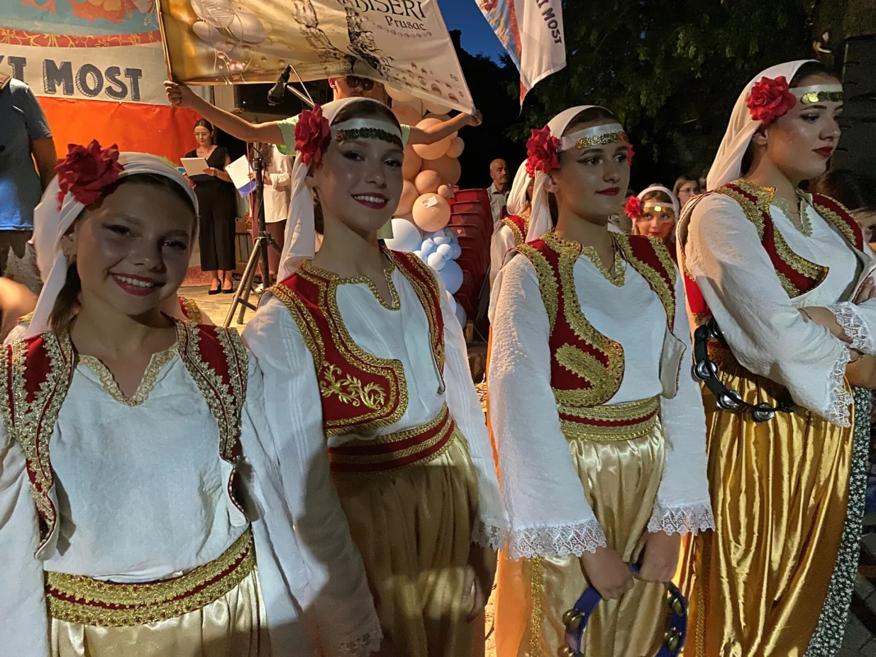 Ljeto na Sani 2025; Cvjetovi u kosi zbog uroka/Fikret Tufek