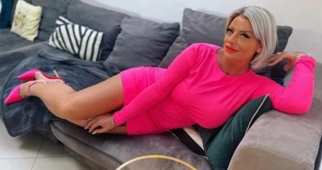 Mirnesas uživa u skupocjenim stvarima/Društvene mreže/