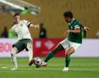 Soccer Football - FIFA Club World Cup - Quarter Final - Palmeiras v Chelsea - Lincoln Financial Field, Philadelphia, Pennsylvania, U.S. - July 4, 2025 Chelsea's Cole Palmer in action with Palmeiras' Richard Rios REUTERS/Lee Smith