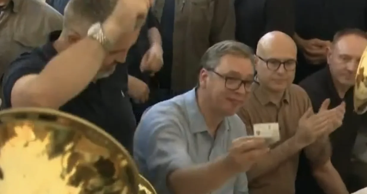 Aleksandar Vučić u elementu/X