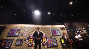 Soccer Football - FC Barcelona present new player Marcus Rashford - FC Barcelona Club Shop, Barcelona, Spain - July 23, 2025 Barcelona's new signing Marcus Rashford talks during his presentation REUTERS/Albert Gea