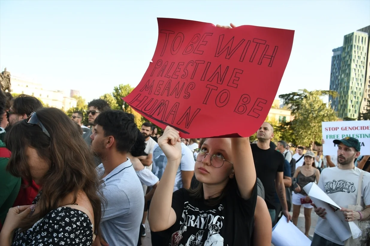 Greta Thunberg se pridružila skupu podrške Gazi u Tirani/Olsi Shehu
