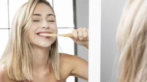 Cijeli život perete zube pogrešno/Free Pik