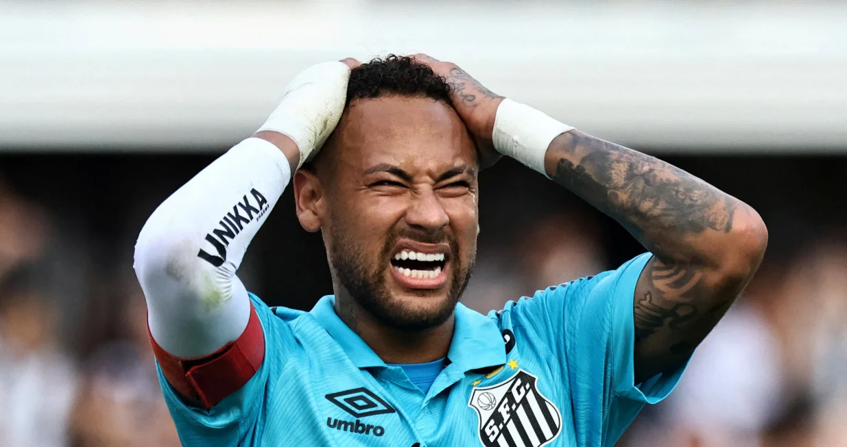 Soccer Football - Brasileiro Championship - Santos v Botafogo - Estadio Urbano Caldeira, Santos, Brazil - June 1, 2025 Santos' Neymar reacts REUTERS/Thiago Bernardes  TPX IMAGES OF THE DAY
