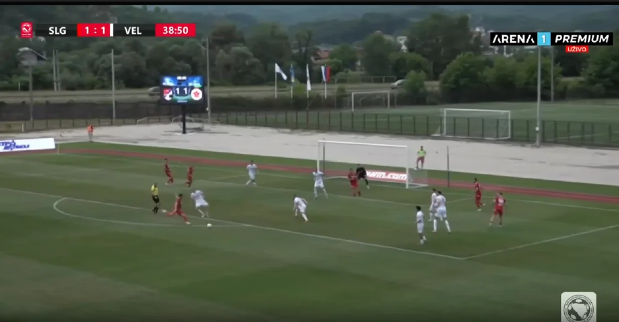 Gol Jovića za 2:1 (FOTO: Screenshot/Arena Sport)