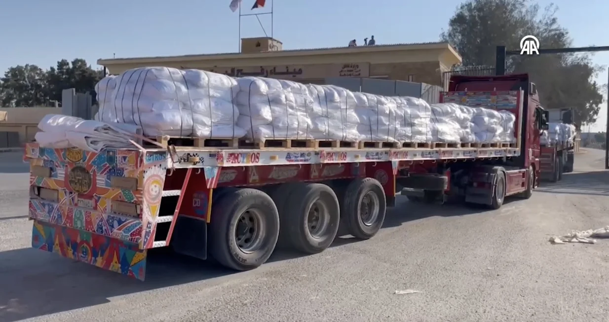 Egipatski kamioni sa pomoći ušli/Printscreen 