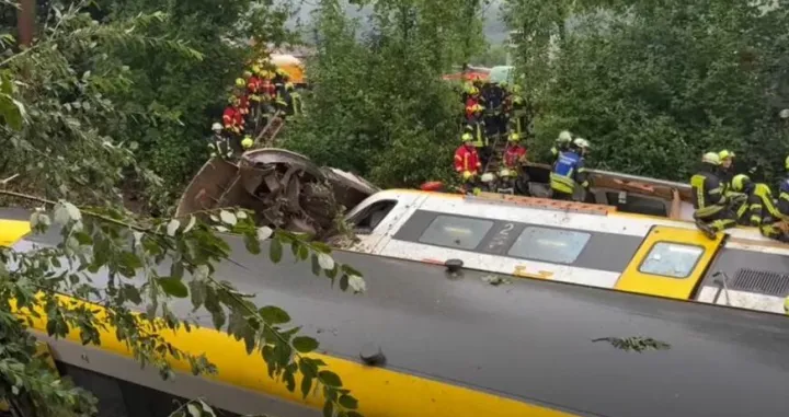 Željeznička nesreća, Njemačka, ima poginulih, Biberbach/