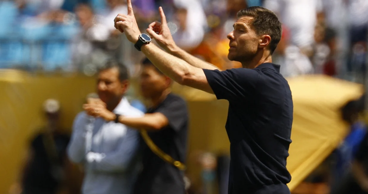 Soccer Football - FIFA Club World Cup - Group H - Real Madrid v Pachuca - Bank of America Stadium, Charlotte, North Carolina, U.S. - June 22, 2025 Real Madrid coach Xabi Alonso REUTERS/Susana Vera