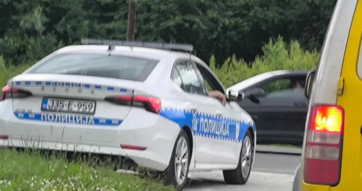 MUP RS, Dobrinja, policija/X. Com