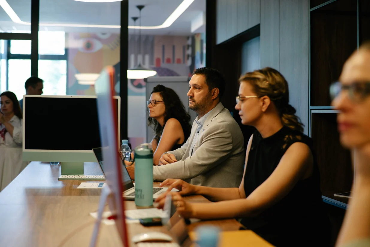 U Innovation laboratoriju Univerziteta Sarajevo School of Science and Technology (SSST) nedavno se okupila raznolika grupa učesnika i partnera u okviru projekta Green4OHS [1]/