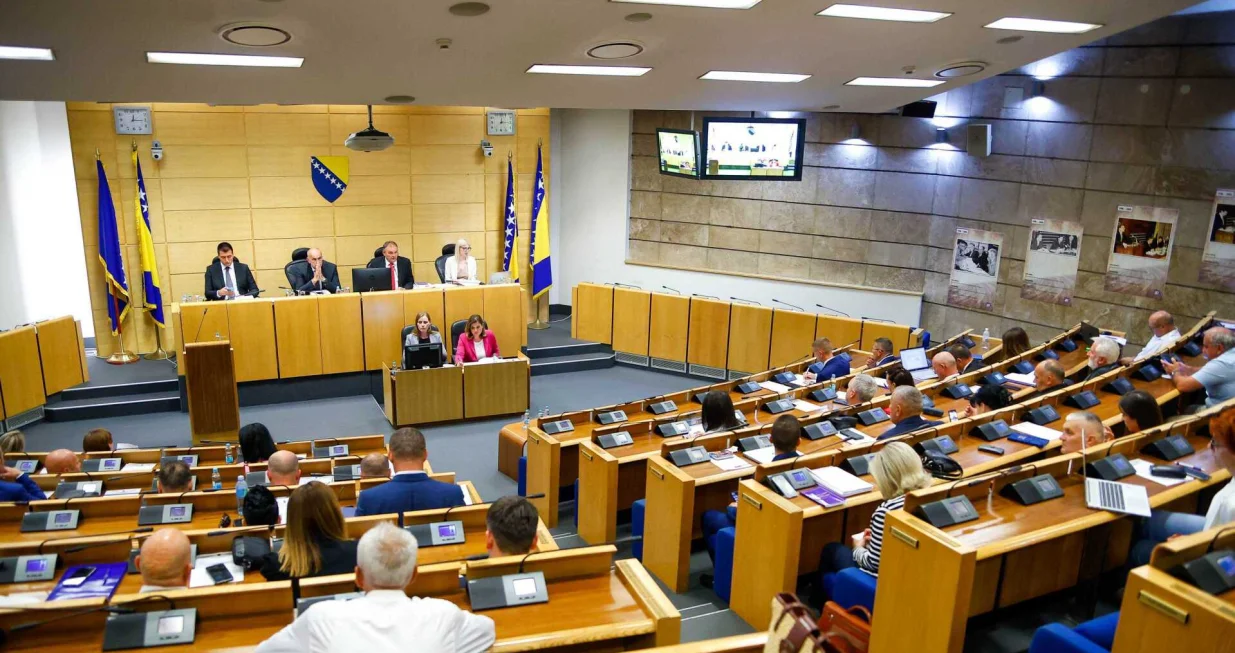 Dom naroda Parlamenta FBiH, sjednica, delegati, Parlament FBiH/Damir Deljo