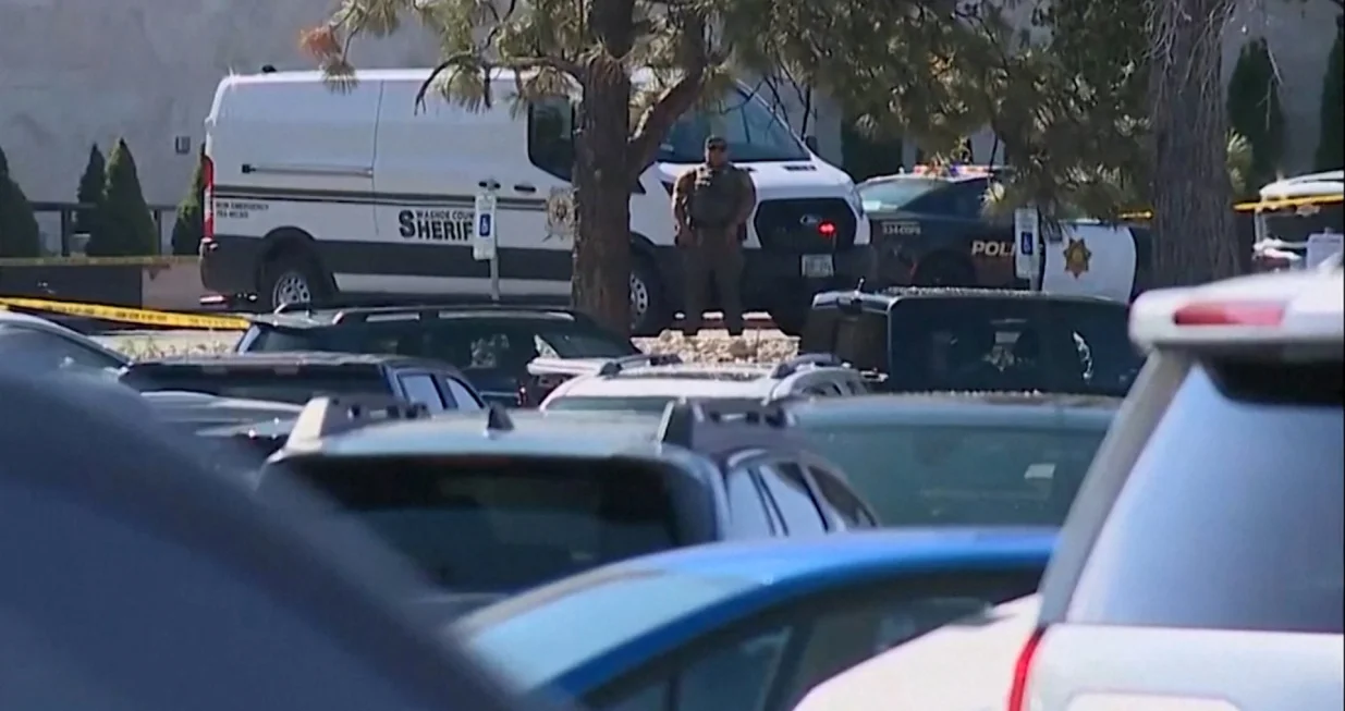 A Washoe County Sheriff's Deputy keeps watch outside the Grand Sierra Resort casino after a fatal shooting in Reno, Nevada, U.S., July 28, 2025 in this still image taken from a video. ABC Affiliate KOLO via REUTERS NO RESALES. NO ARCHIVES. THIS IMAGE HAS BEEN SUPPLIED BY A THIRD PARTY/Abc Affiliate Kolo