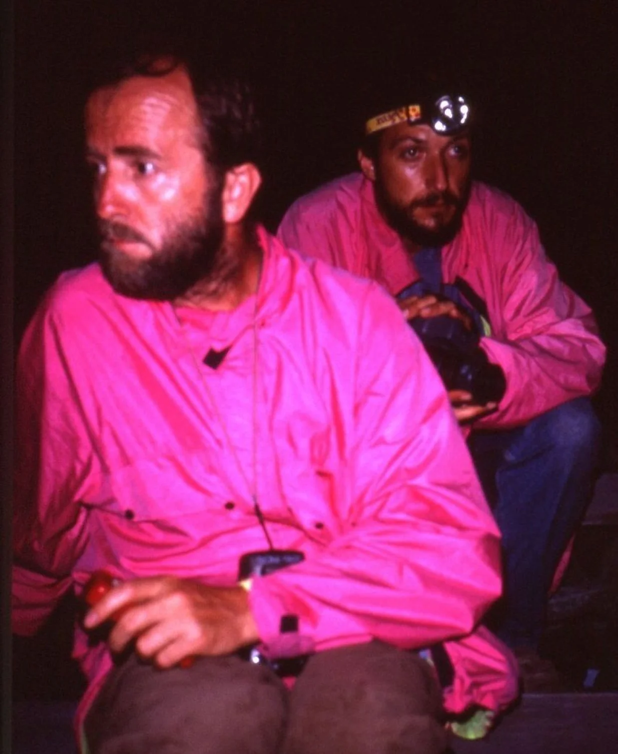 U SRCU AMAZONIJE: Naš saradnik je bio vođa prve YU novinarsko-znanstvene ekspedicije. Na slici sa dr. Eldinom Karaikovićem u noćnom foto-lovu na kajmane /BORIS KOVAČEVIĆ/