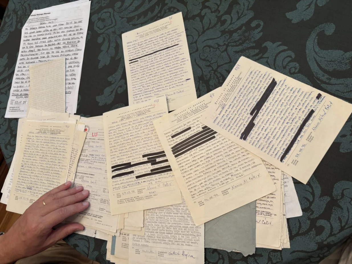 Pisma Nine Ćatića/Detektor/