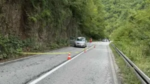 Nesreća se dogodila na lokaciji Sijeračke stijene kod Miljevine prilikom odrona stijene/