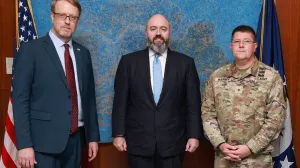 Koski sa Bakerom i McKinney-em/Ambasada Sad U Bih