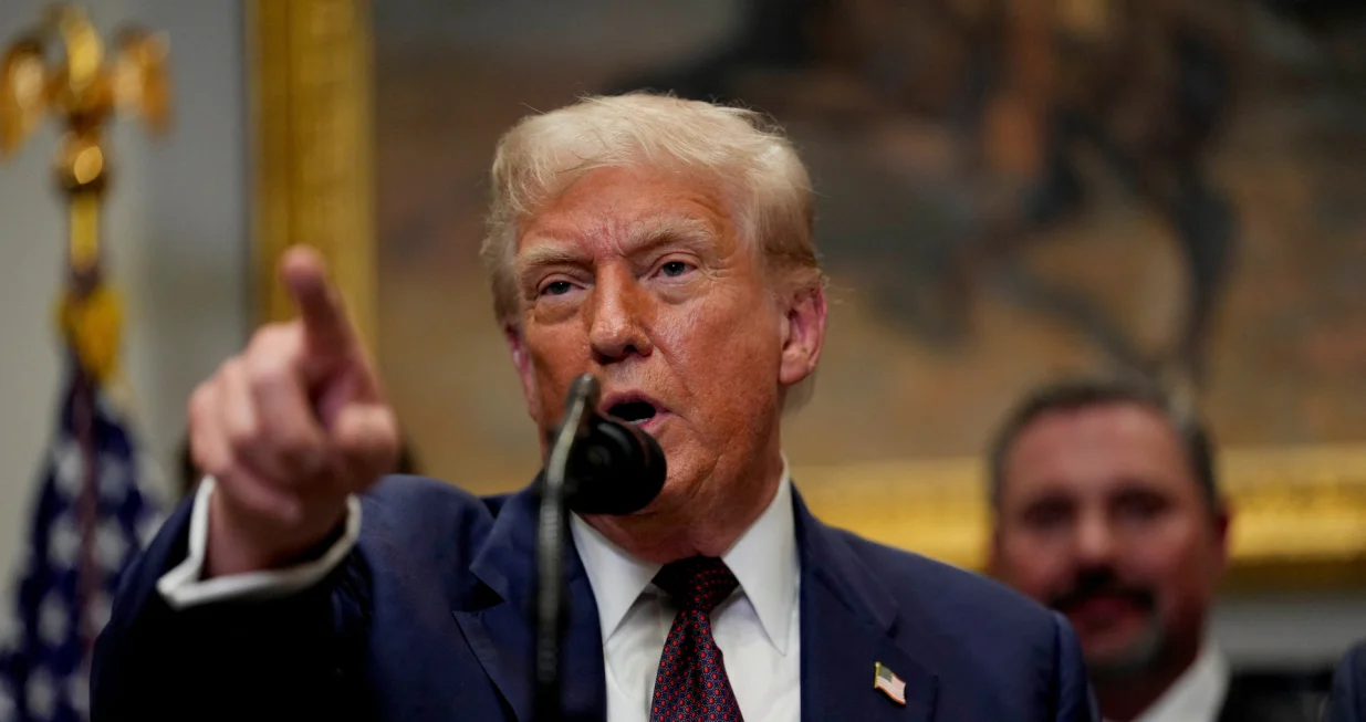 U.S. President Donald Trump points a finger as he delivers remarks in the Roosevelt Room at the White House in Washington, D.C., U.S., July 31, 2025. REUTERS/Kent Nishimura/Kent Nishimura