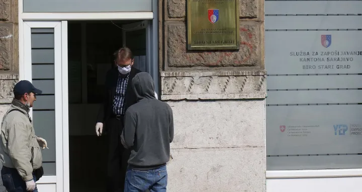 Služba za zapošljavanje kantona sarajevo biro stari grad./Senad Gubelić