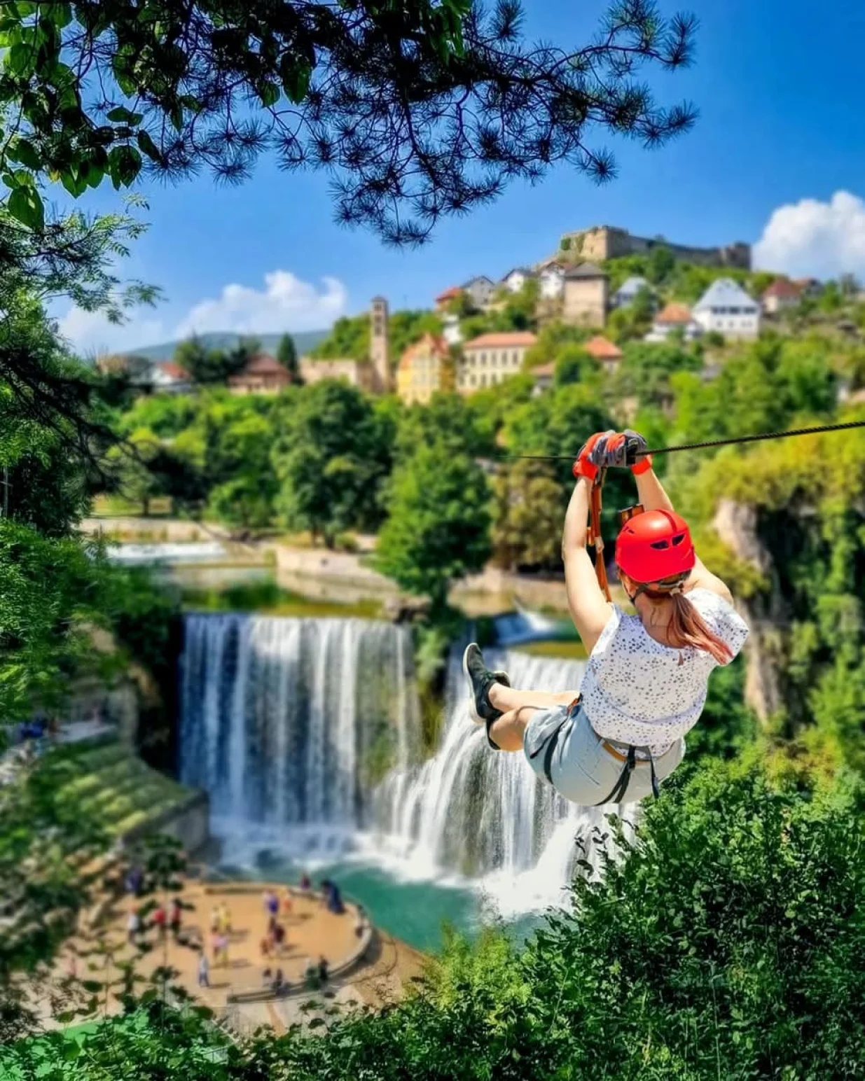 Zipline bio pun pogodak/