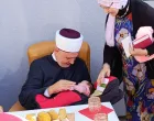 Reisul-ulema IZBiH Husein ef. Kavazović posjetio porodicu Selman iz Bosanskog Petrovca, u kojoj je rođeno deseto dijete/Medžlis Iz Bosanski Petrovac