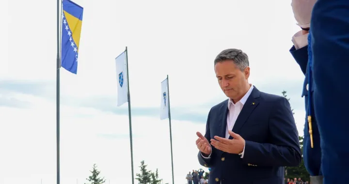 Denis Bećirović na manifestaciji "Dani pobjede, dani ponosa", Vlašić – Ljuta Greda 2025//