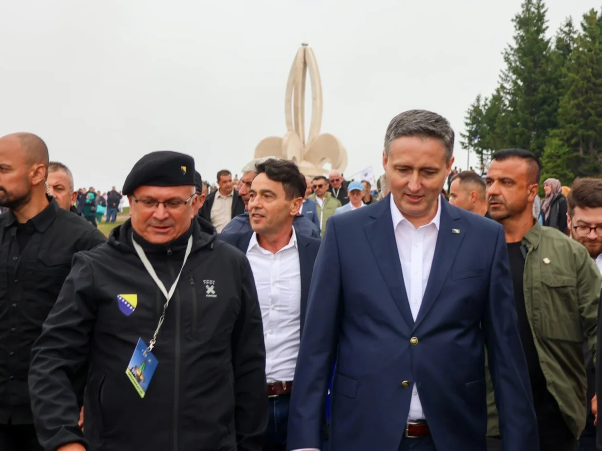 Denis Bećirović na manifestaciji "Dani pobjede, dani ponosa", Vlašić – Ljuta Greda 2025//