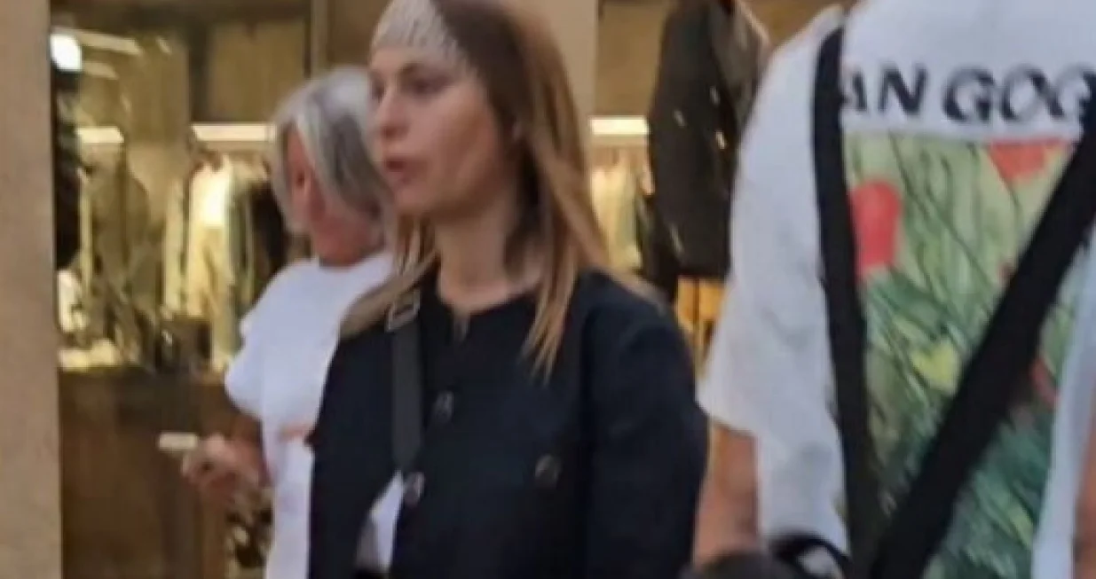 Vrebala turiste/Printscreen/Instagram/Comitatonondistratti//