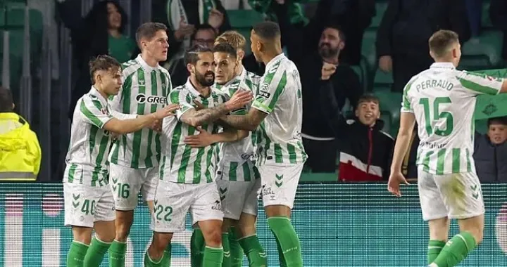 Antony u dresu Betisa (FOTO: X)/Foto: 