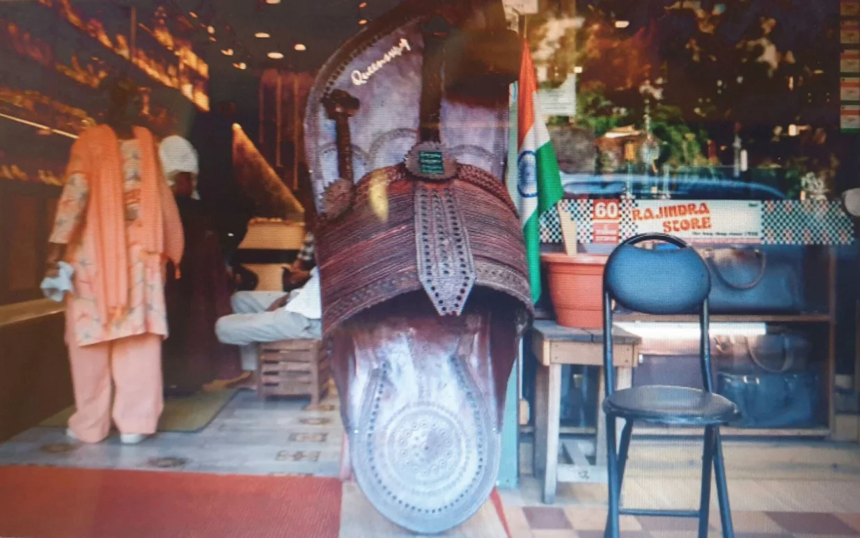 Dućan u New Delhiju, krajem juna /screenshot/