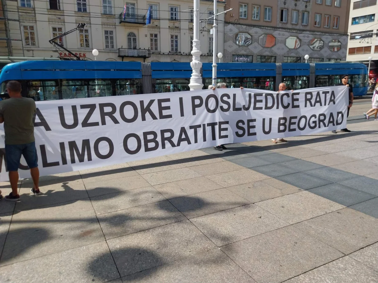 Kontraskup u Zagrebu uz Thompsona/Udik