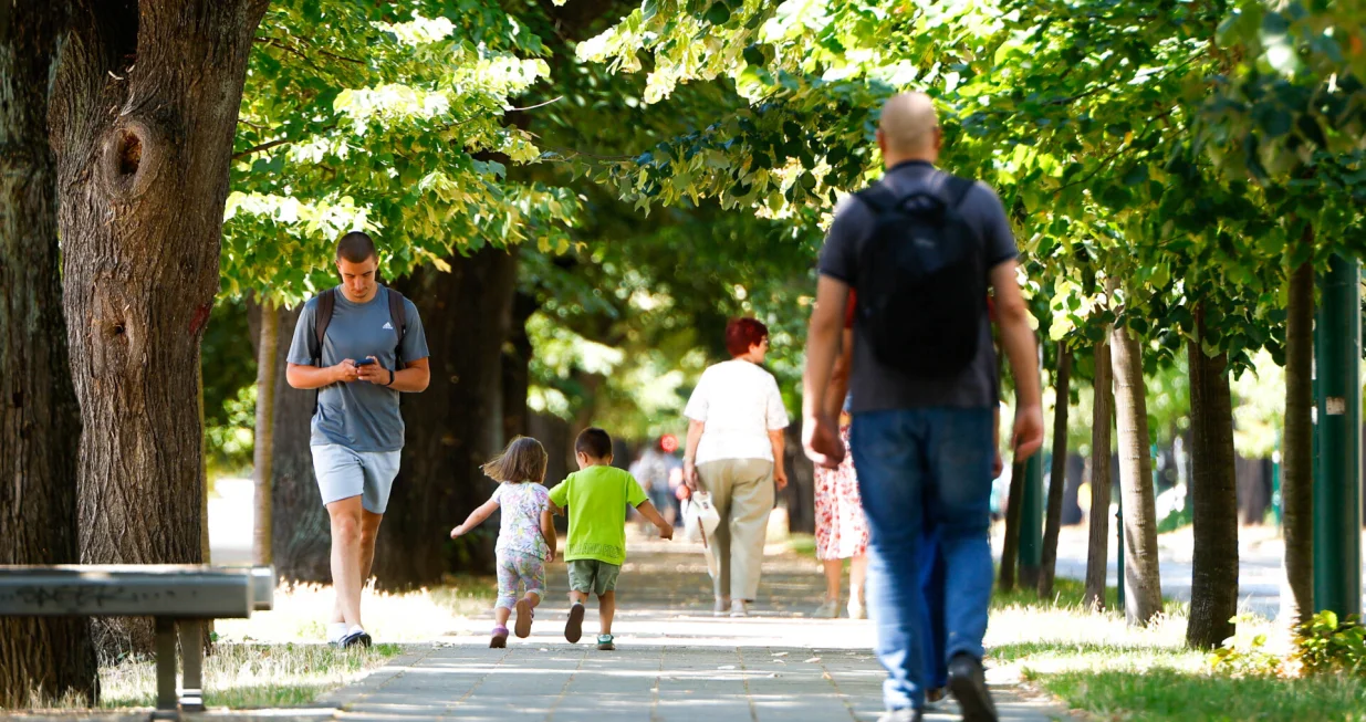 Vilsonovo šetalište ugodno vrijeme juli 2025/Damir Deljo