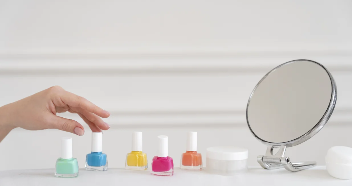 Ne paničite zbog prolivenog laka/Free Pik